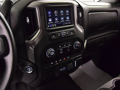 Used 2023 Chevrolet Silverado 1500 Custom image 21