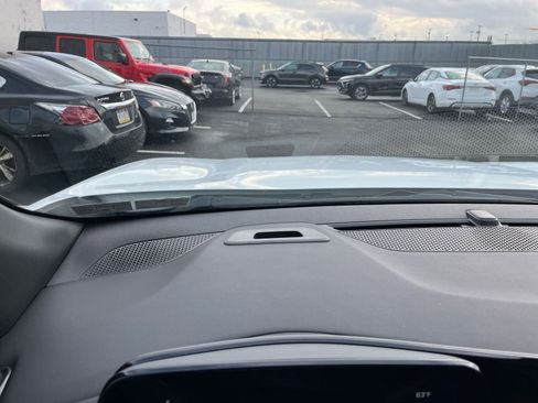 Used 2025 Chevrolet Equinox LT image 33