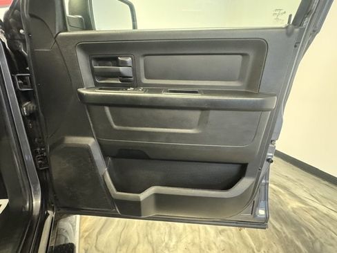Used 2016 RAM 1500 Express AWD/4WD image 28