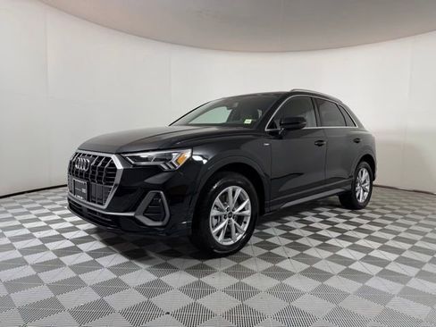 Used 2025 Audi Q3 2.0T Premium Plus w/ Premium Plus Package image 3