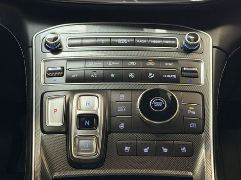 Certified 2023 Hyundai Santa Fe Limited image 14