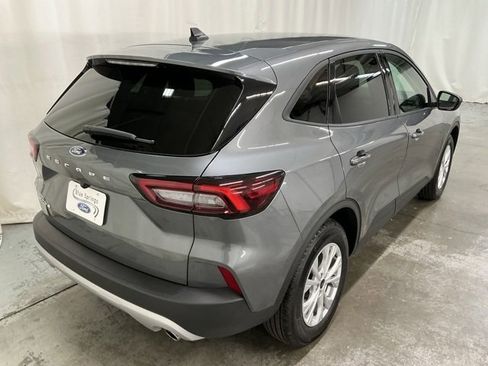 Used 2025 Ford Escape Active image 3