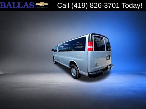Certified 2020 Chevrolet Express 3500 LS RWD image 7