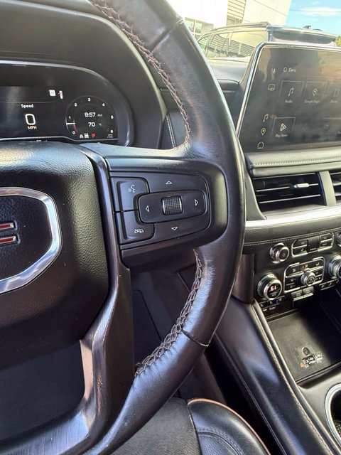 Used 2022 GMC Yukon AT4 w/ Technology Package AWD/4WD image 16