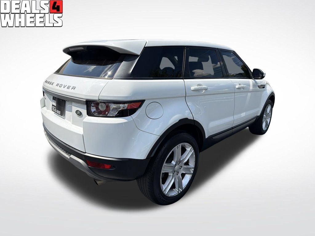 Used 2015 Land Rover Range Rover Evoque Pure Plus AWD/4WD image 5