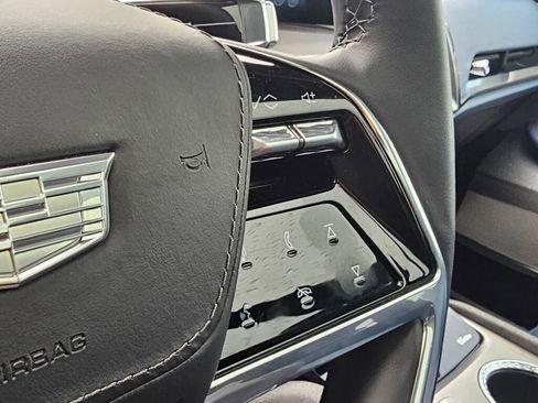 New 2026 Cadillac Vistiq Premium Luxury image 35