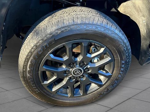 Used 2024 Toyota Tundra Platinum image 10