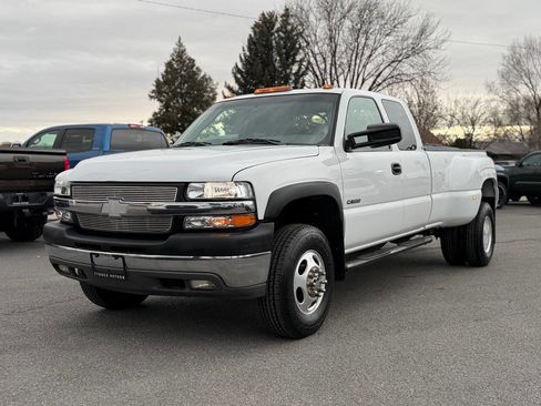 Used 2002 Chevrolet Silverado 3500 LS w/ Electrical Convenience Pkg image 17