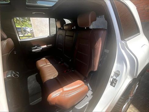Used 2020 Mercedes-Benz GLB 250 image 35