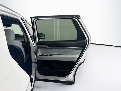 Used 2025 Hyundai Palisade SEL FWD image 33