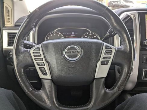 Used 2021 Nissan Titan SV w/ SV Convenience Package image 33
