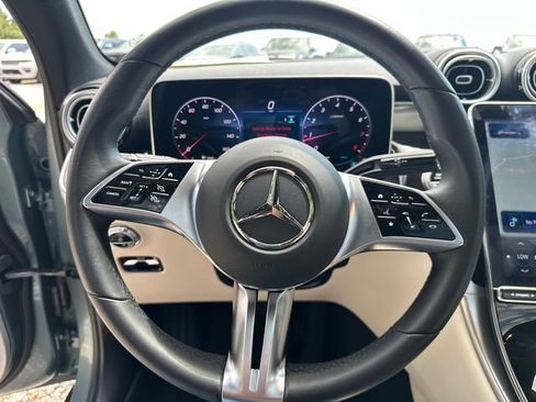 Used 2026 Mercedes-Benz GLC 300 4MATIC image 31