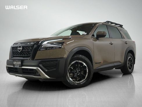 Used 2023 Nissan Pathfinder Rock Creek image 1
