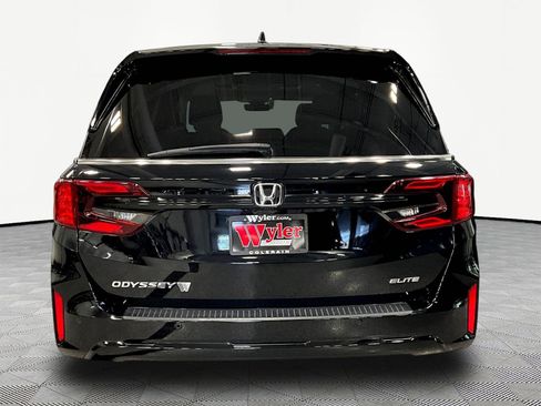 Used 2025 Honda Odyssey Elite image 5