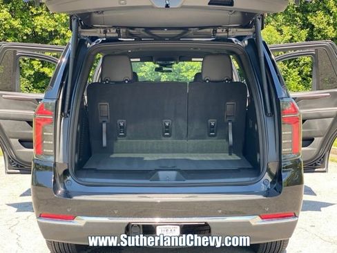 Used 2025 Chevrolet Tahoe LT AWD/4WD image 47