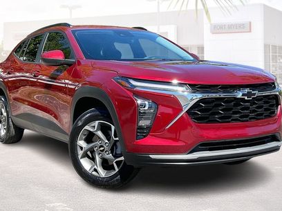 Used 2025 Chevrolet Trax LT