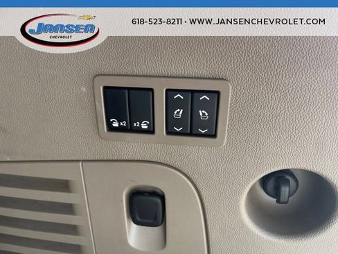 Used 2017 Chevrolet Tahoe LT w/ Luxury Package AWD/4WD image 9