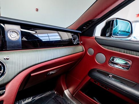 Used 2021 Rolls-Royce Ghost AWD/4WD image 44