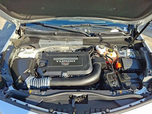 Certified 2022 Cadillac XT4 Luxury w/ Driver Awareness Package image 30