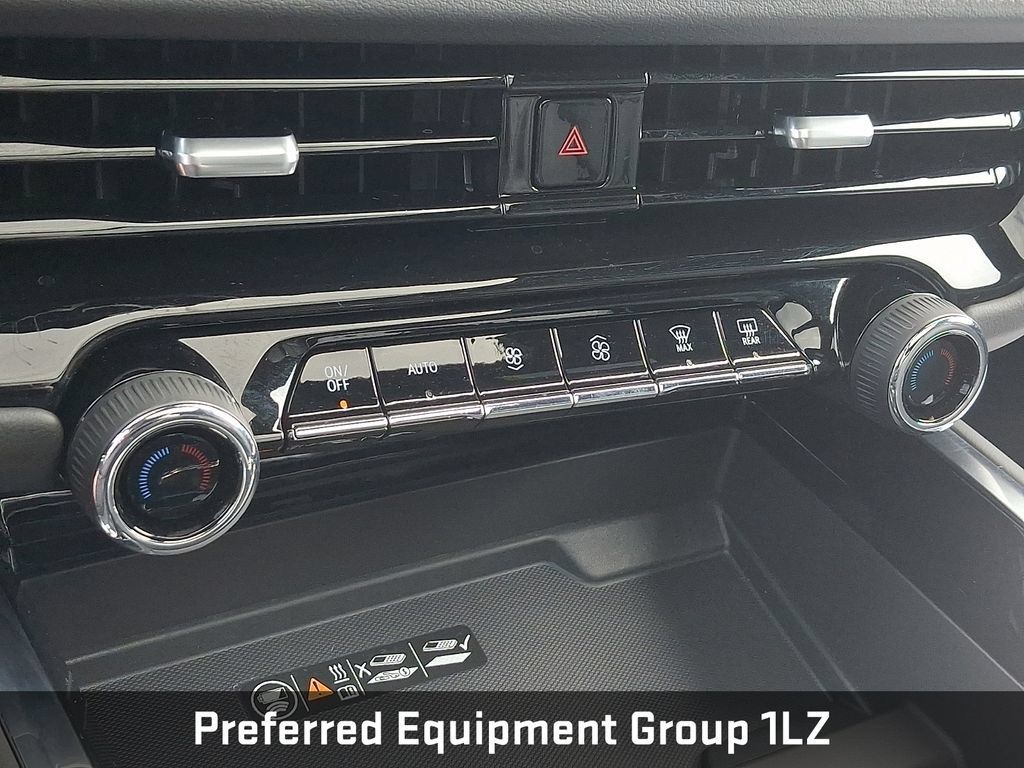 Certified 2026 Chevrolet Suburban Premier w/ Sun And Tow Package AWD/4WD image 21
