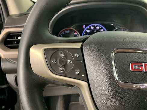 Used 2023 GMC Acadia Denali w/ Denali Technology Package FWD image 19