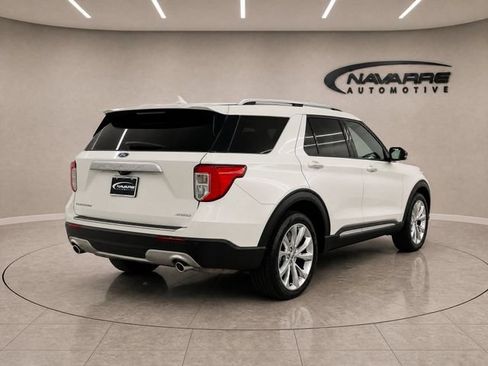 Used 2022 Ford Explorer Platinum w/ Technology Package AWD/4WD image 7