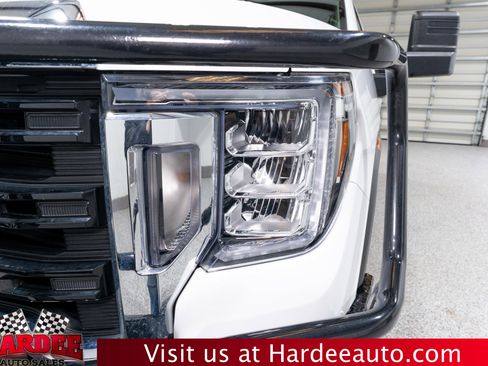 Used 2022 GMC Sierra 2500 Pro image 8