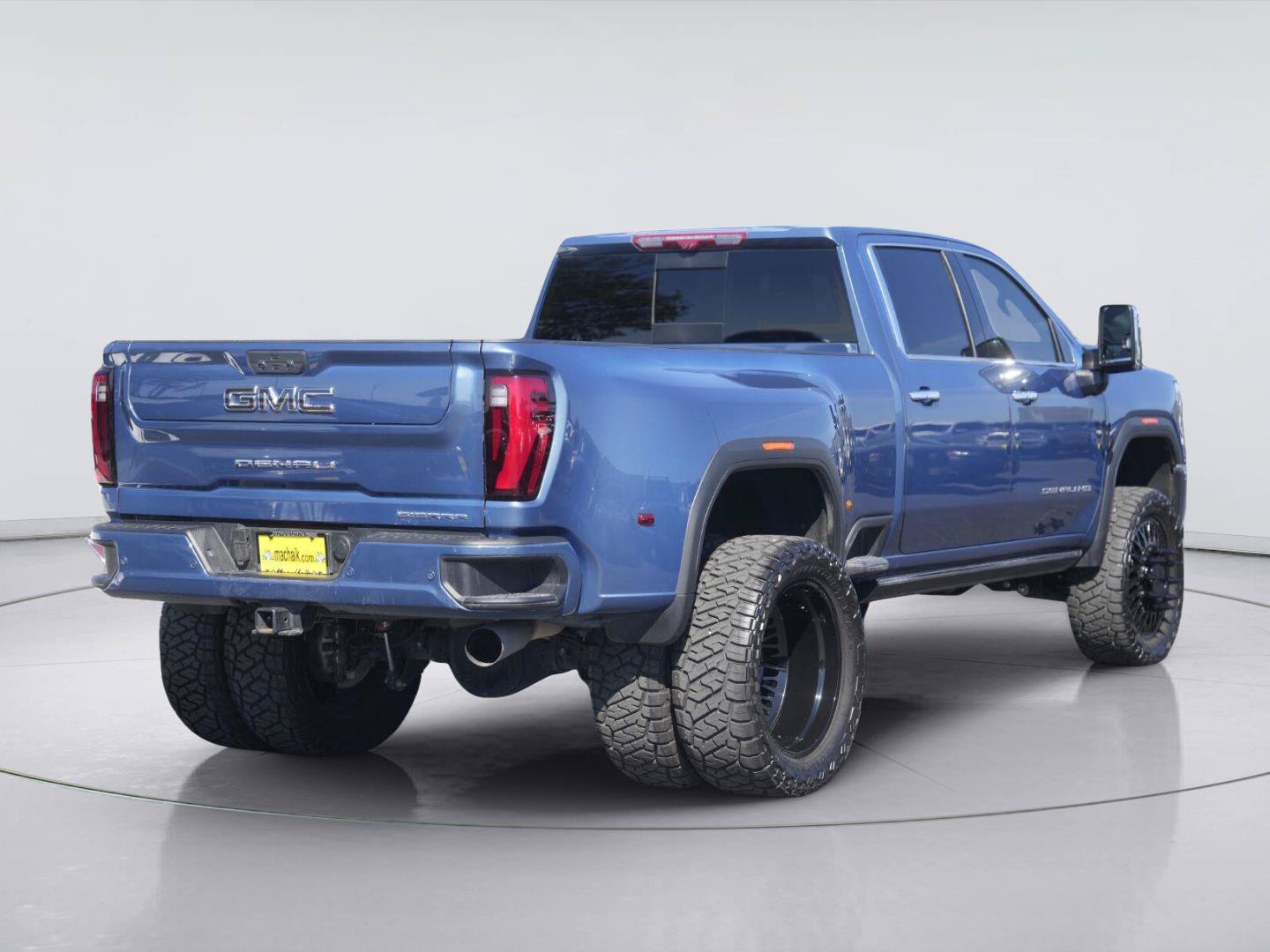 Used 2026 GMC Sierra 3500 Denali Ultimate AWD/4WD image 8