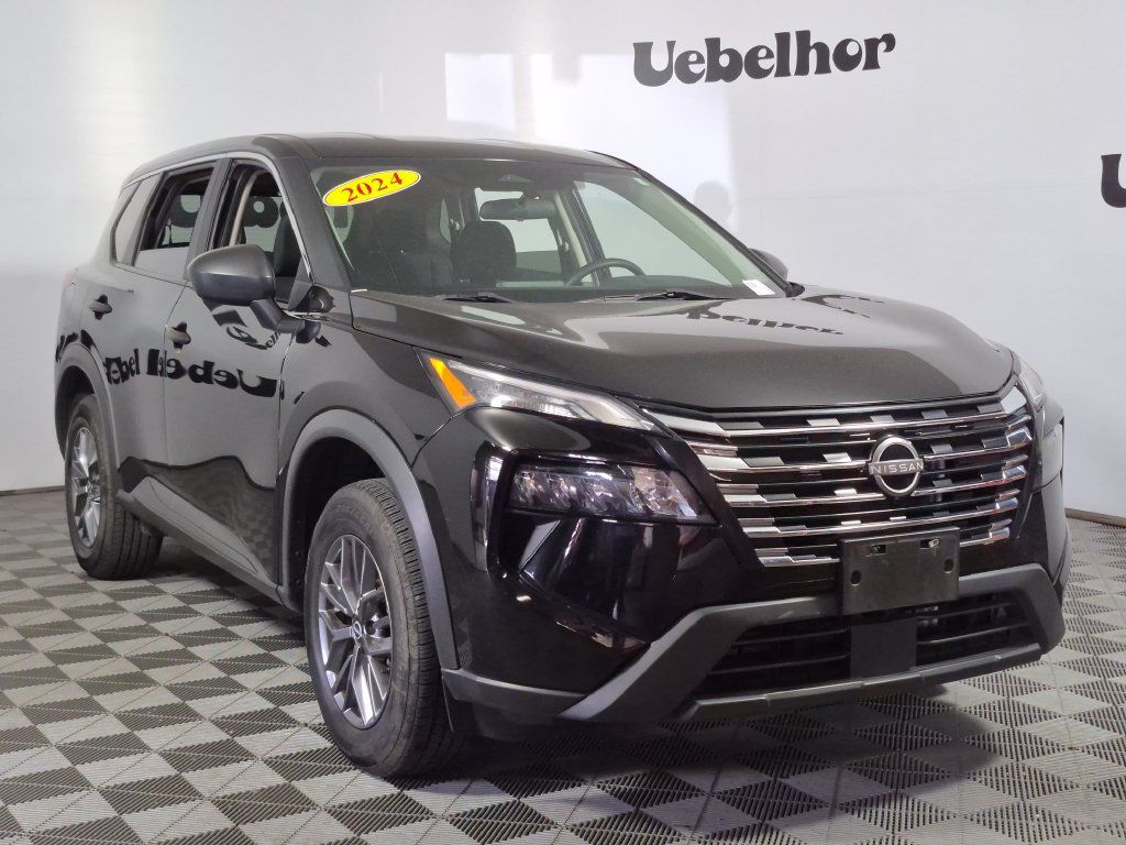 Used 2024 Nissan Rogue S AWD/4WD 360° Tour