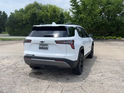 Used 2025 Chevrolet Equinox LT w/ Midnight Edition FWD image 8