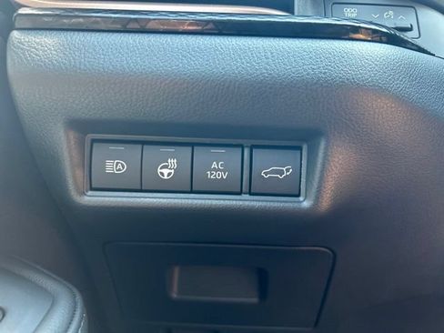 Used 2026 Toyota Grand Highlander AWD Hybrid image 19