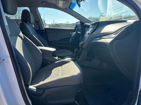 Used 2018 Hyundai Santa Fe Sport image 23