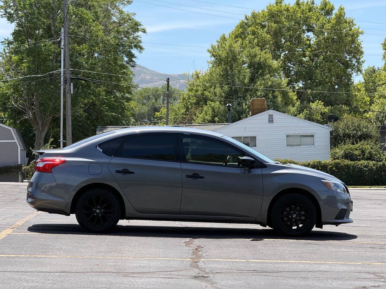 Used 2018 Nissan Sentra S w/ S Midnight Style Package FWD image 6