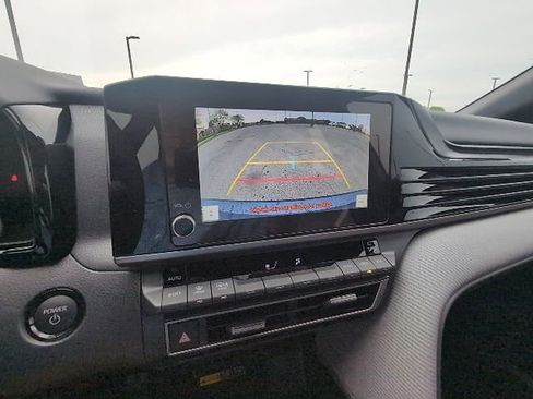 Used 2026 Toyota Camry SE w/ Convenience Package image 12