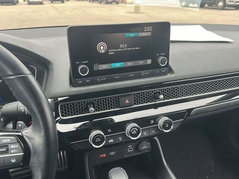 Used 2024 Honda Civic Sport image 13