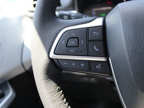 Certified 2026 Toyota Sienna XLE FWD image 23