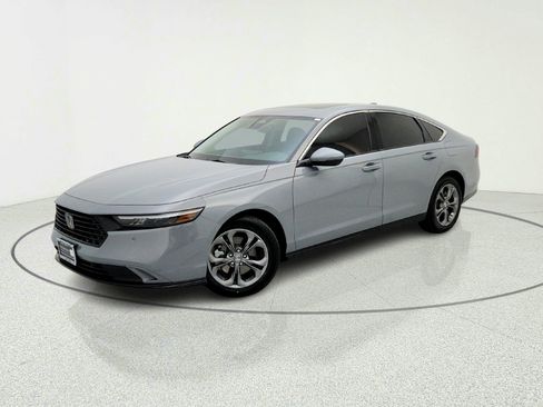 Used 2024 Honda Accord EX-L image 1