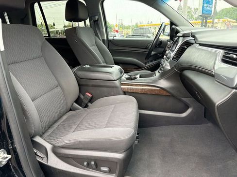 Used 2019 Chevrolet Tahoe LS AWD/4WD image 25