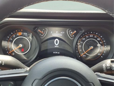 Used 2025 Jeep Wrangler Unlimited Sport AWD/4WD image 22
