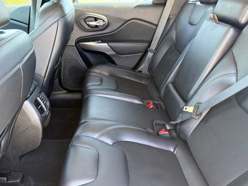 Used 2021 Jeep Cherokee Latitude Plus w/ Sun & Sound Group image 31