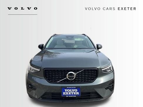 New 2026 Volvo XC40 B5 Plus w/ Climate Package AWD/4WD image 2