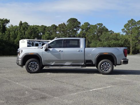 New 2026 GMC Sierra 2500 SLT w/ SLT Premium Package AWD/4WD image 17