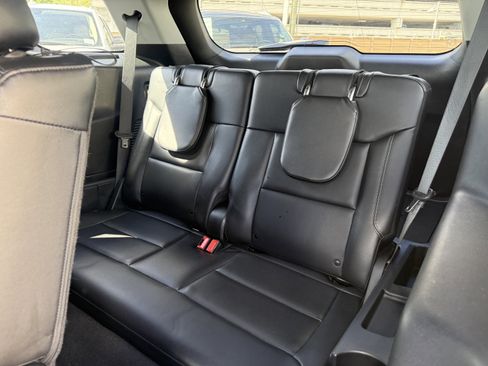 Used 2023 Ford Explorer XLT w/ Equipment Group 202A image 16