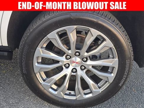 Used 2023 GMC Yukon Denali AWD/4WD image 31