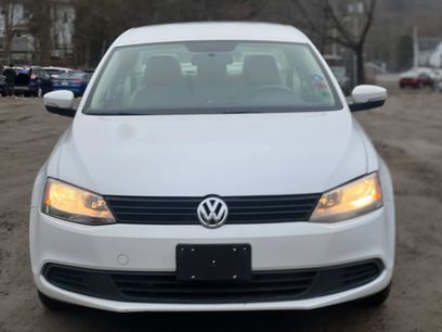Used 2011 Volkswagen Jetta SE