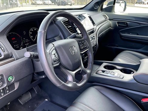 Certified 2025 Honda Ridgeline TrailSport image 17