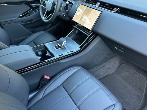 Certified 2026 Land Rover Range Rover Evoque S AWD/4WD image 28