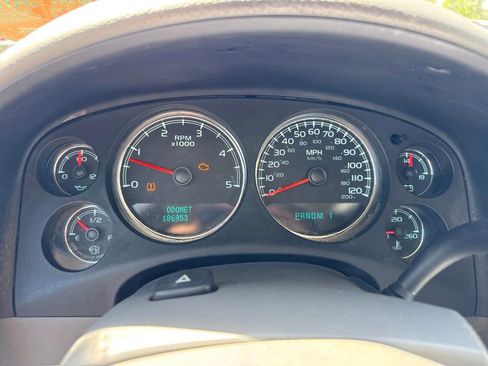 Used 2008 Chevrolet Silverado 2500 LTZ w/ Safety Package AWD/4WD image 13