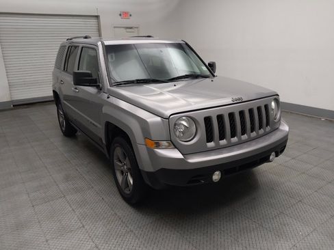 Used 2016 Jeep Patriot Sport w/ Power Value Group FWD image 13
