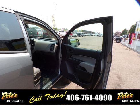 Used 2018 Chevrolet Colorado W/T image 19